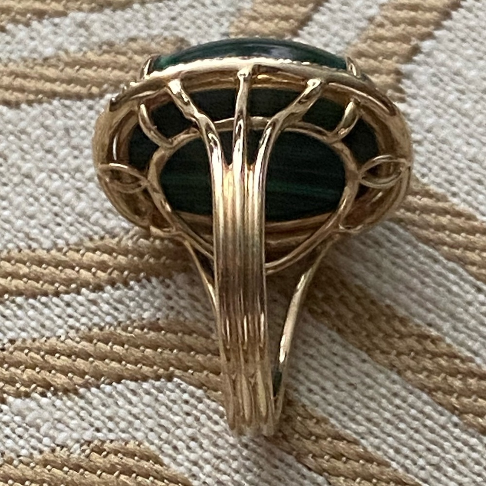 1980s Malachite 14kt Gold Ring With .50ct Diamonds, Approximate Size 7.5 - 8.5 - Picture 10 of 15